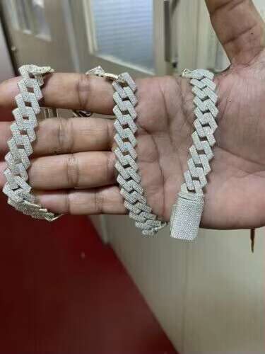 925 Sterling Silver 14K White Gold Mens Cuban Chain 18mm 22inchVVS1 Moissanite Diamond Pendant Charm Excellent Touch