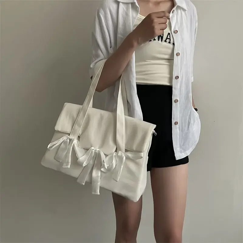 Black Laptop Bag for 15.6 Women Fashion Laptop Shoulder Bags Bow Tie Vintage Look Bags for Korea french style 250624