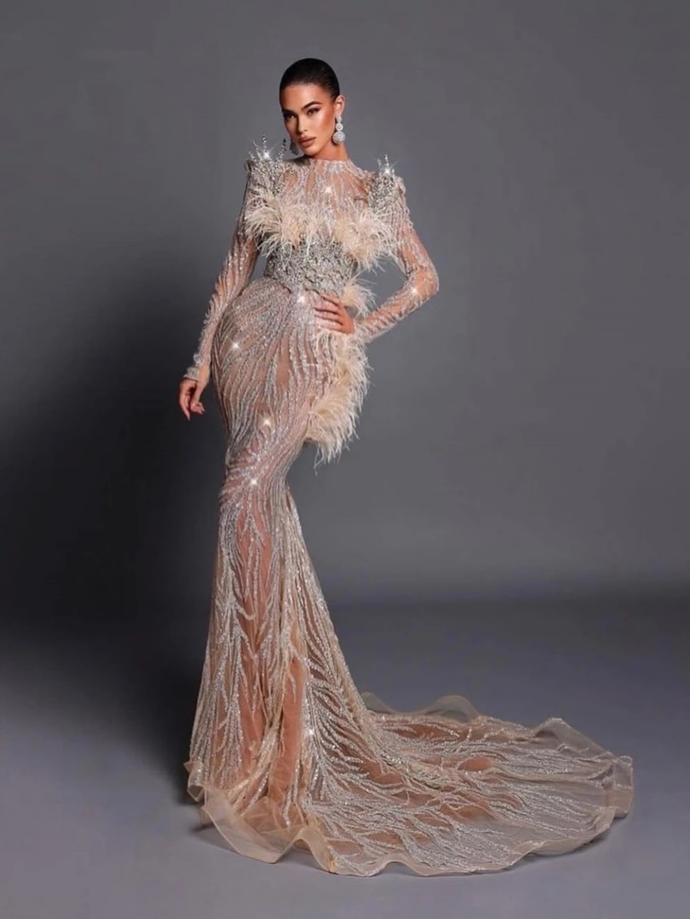 Luxury Feather Wedding Dresses Sequins Crystal Bridal Gowns See Through Long Sleeves Mermaid Rhinestone Customized Bride Vestidos De Novia Plus Size