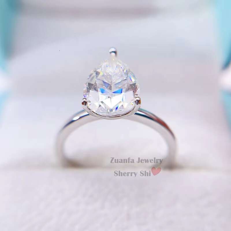 Plain Band VVS GRA Certificated 4CT Pear Cut Sterling Silver White Gold Moissanite Ring