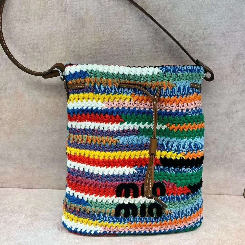 Trendy Colorful Striped Woven straw beach sac Mini Phone Bucket Underarm Women's Commuter Versatile Bag Luxury designer tote bag