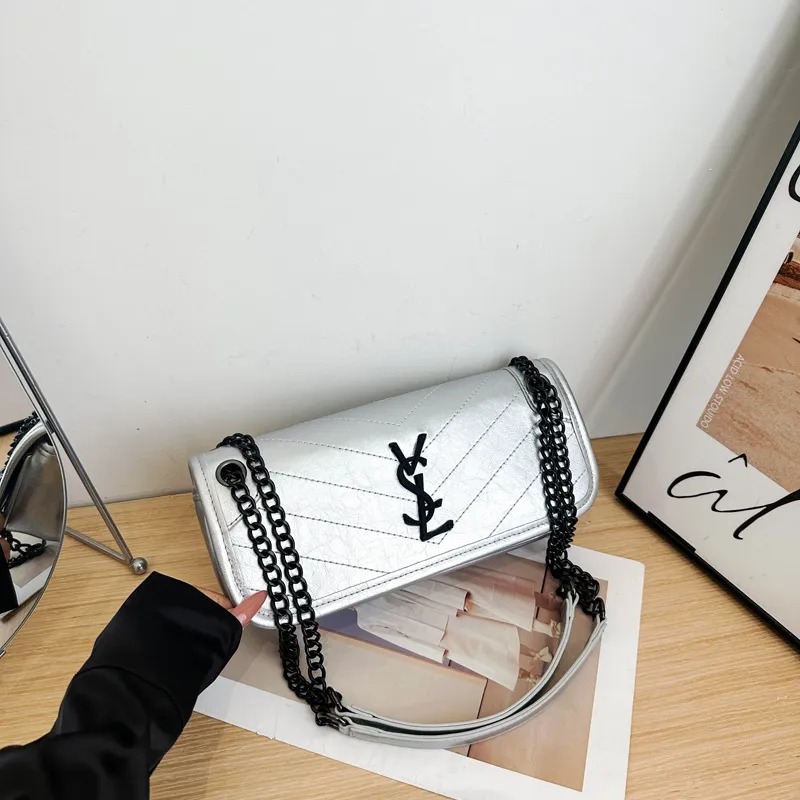 Free Shipping Designer Bag 2025 Fashion Women New Chain Tote bag trend Shoulder bag Shoulder Bag Simple Commuter Handbagslant Cross bag A++