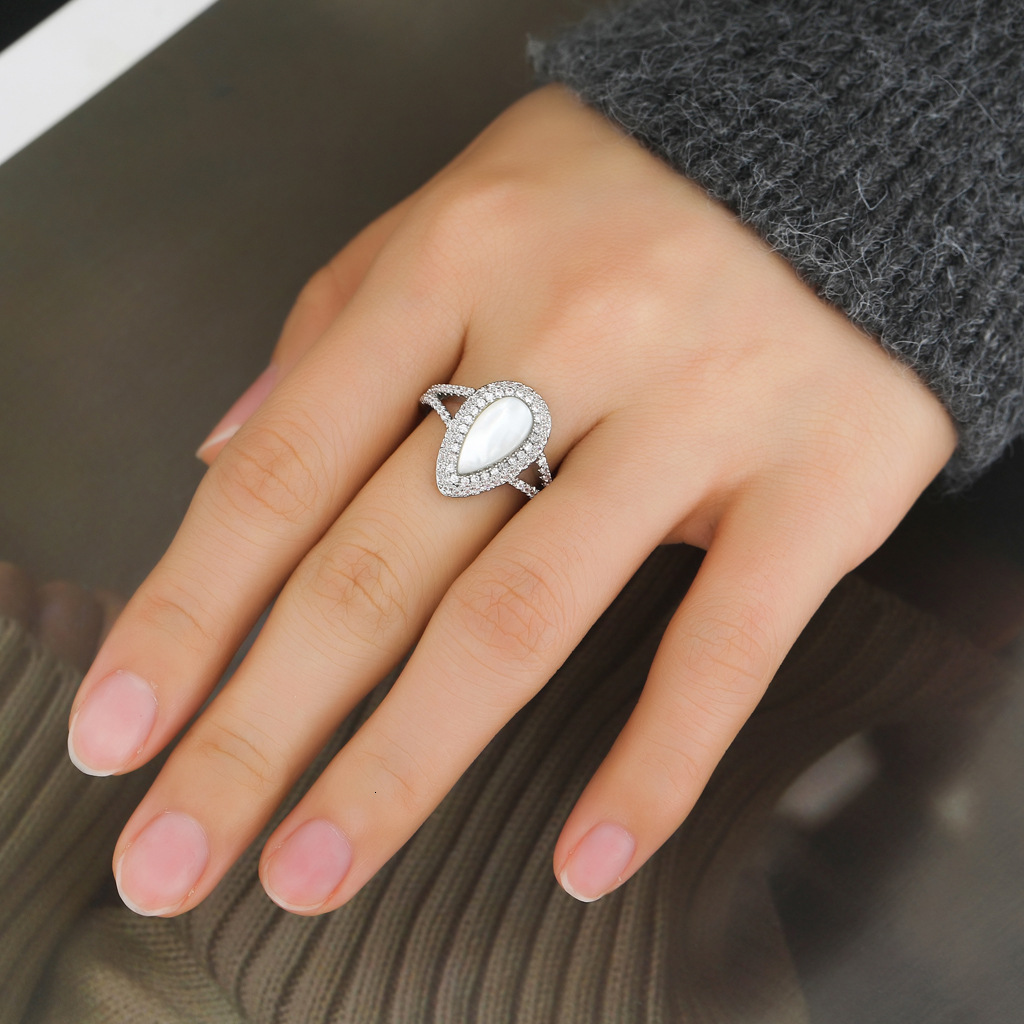 High - End Women's Individual Niche Ring Diamond Studded Open Moissanite Diamond Trendy Jewelry Passes the diamond tester