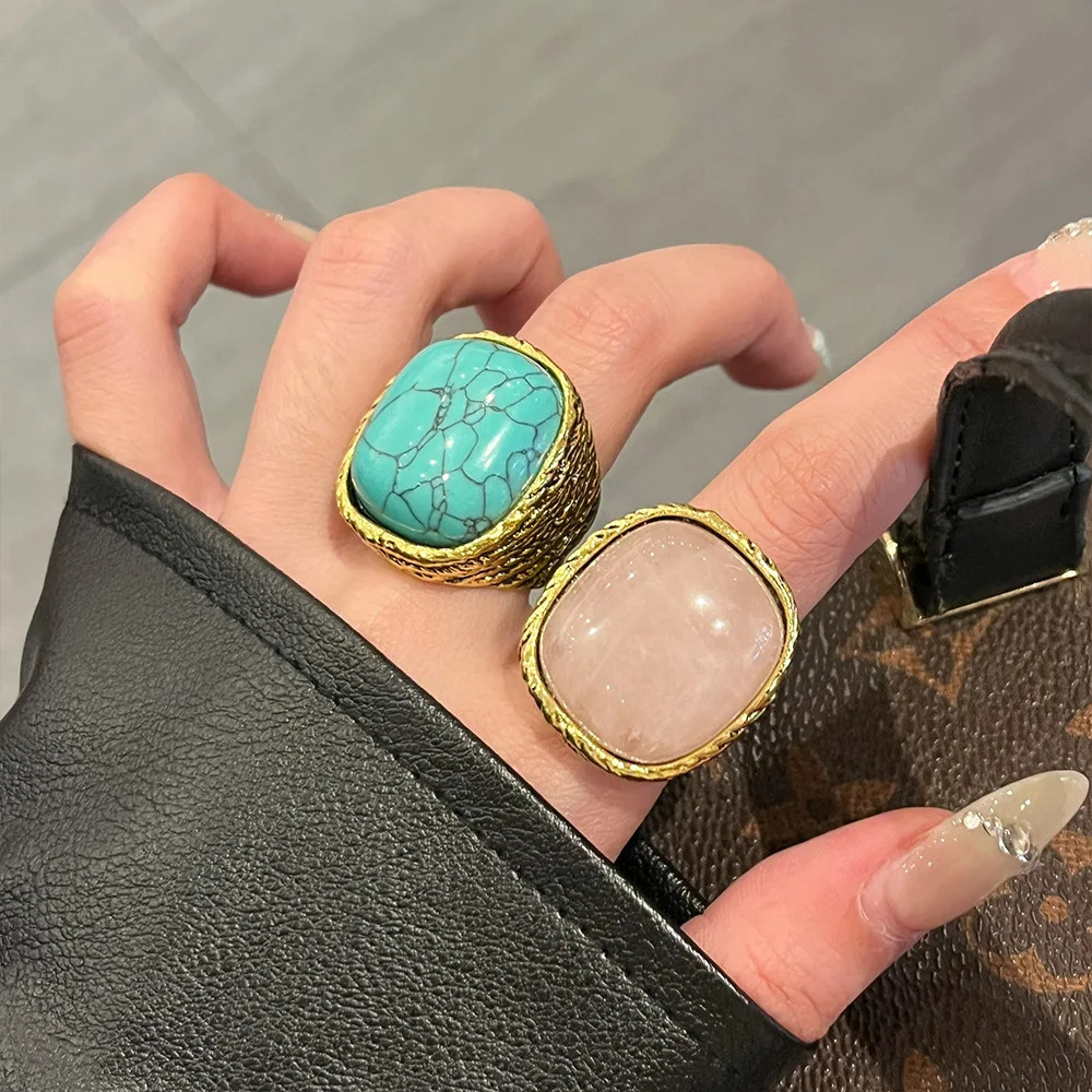 Vintage Geometric Metal Square Natural Stone Ring For Women Exaggerated Trendy Finger Jewelry Party Accessories 250624