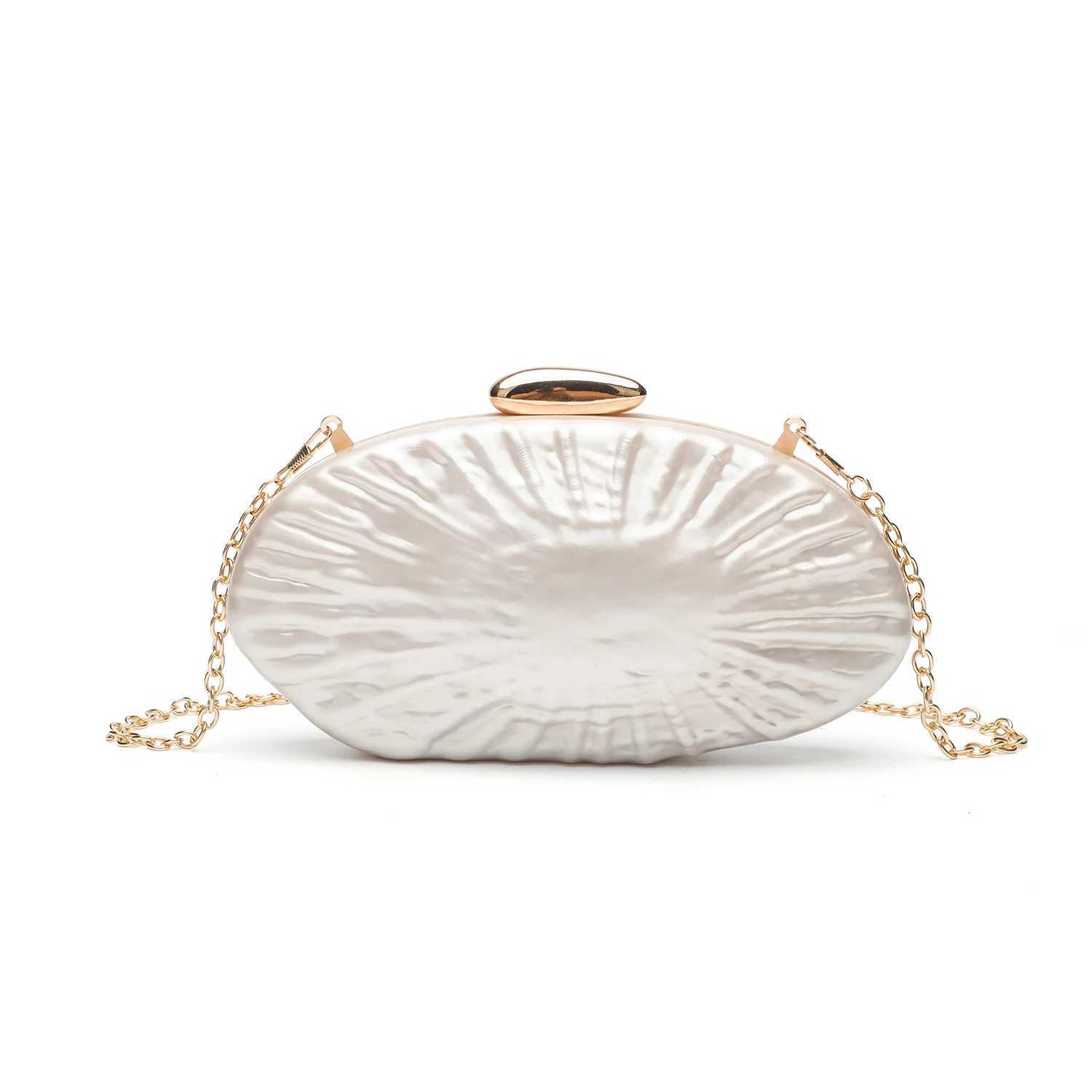 Sparkling Acrylic Shell Clutch Purse with Metal Chain Elegant Rhinestone Evening Bag for Women Wedding Party Prom M250625