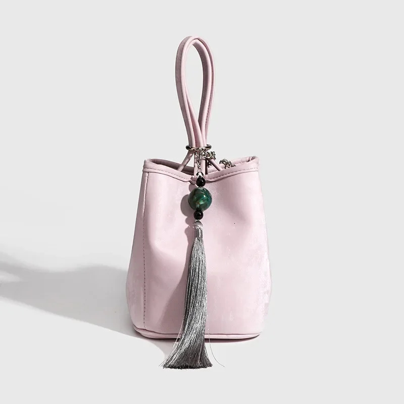 Summer Chinese Style Soft Leather Handbag Womens Underarm Crossbody Bag Fashionable Bucket Bag Handle 250623