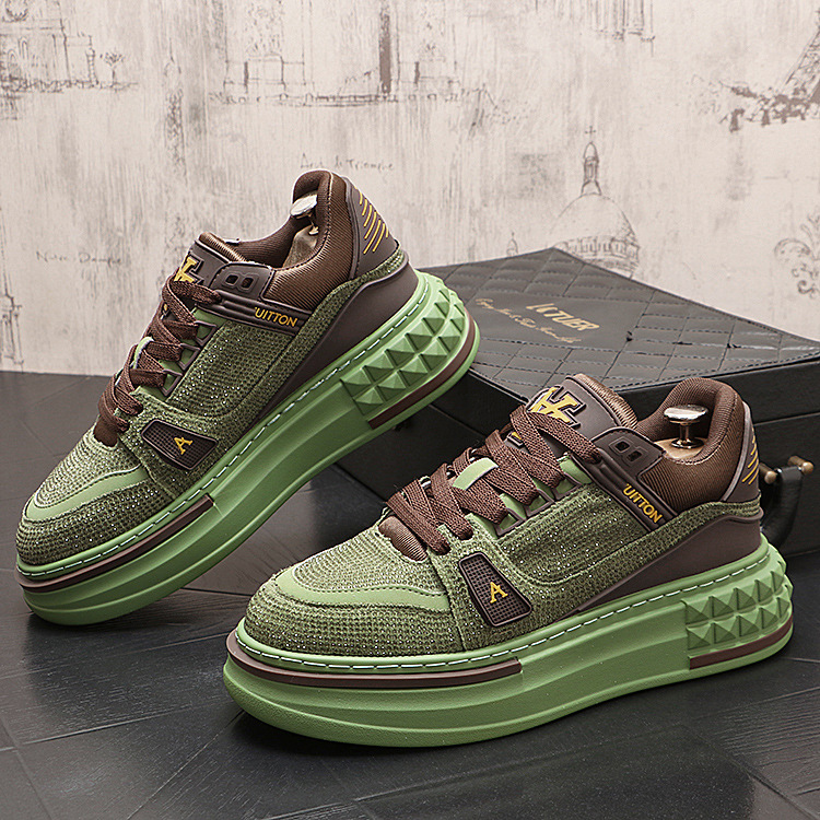 Designer Running Shoes for man Rhinestone casual shoes fashionable and personalized board shoes classic vintage Sports Shoes