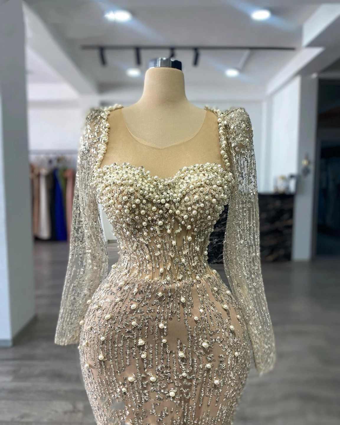 Gorgeous Evening Dress Sexy Cut Out Cocktail Gown Crystals Long Sleeve Women Prom Party Shimmering Customized Prom Wear vestido de novia