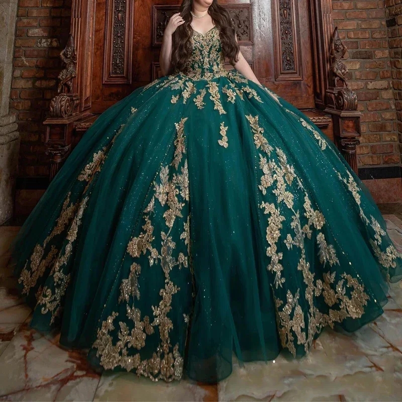 Mexican Emerald Green Ball Gown Quinceanera Dresses Gold Appliques Lace Beads Tull Birthday Party Sweet 16 Dress Vestidos De 15 Anos