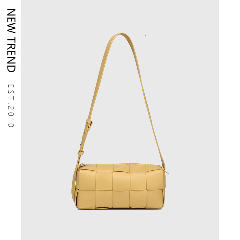 Free Shipping 2025 New Designer Bag Soft Leather Woven Bag New Niche Design High-end Pillow Bag Fashion Casual Versatile Crossbody Bag For Women