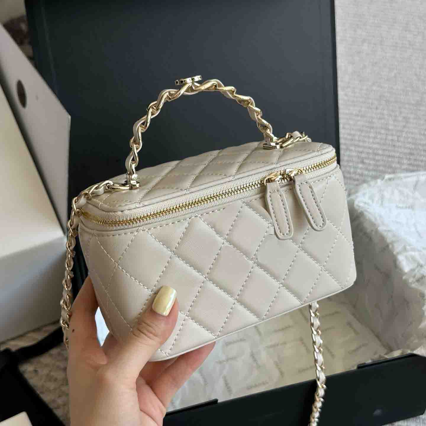 Designer Fashion Cosmetic Handbags Travel Women's Purse High Quality Organizers Toiletry Zipper Shoulder Bags