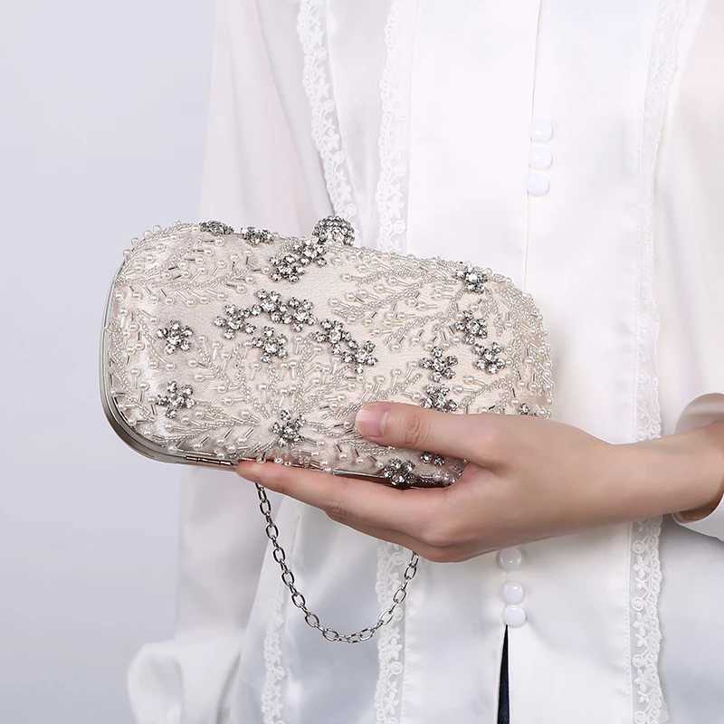 Womens Clutch Bag Crystal Pearl Clutch Purse Luxury Handbag Embroidery Evening Bag Wedding Bag for Bridal Shoulder Bag ZD1529 M250625