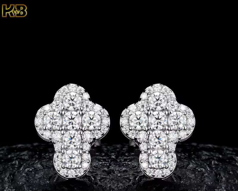 Elegant 925 Silver Earrings Moissanite Diamond Hip Hop Jewelry for Men Women Who Love Modern Sophisticated Jewelry Styles