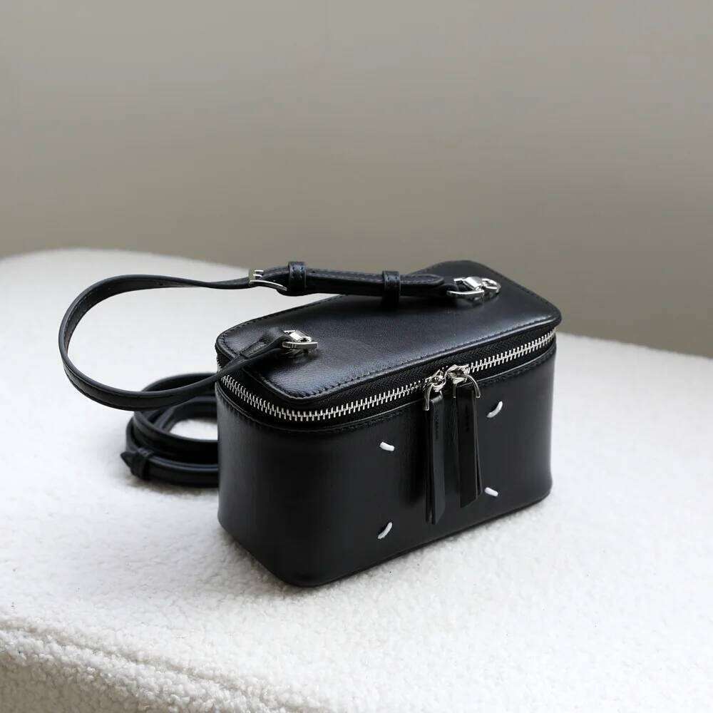 Luxurious Design Bags Retro Sheepskin Box Bag Genuine Leather Handbag Light Women Vintage Inspired Square Shoulder Purse Roomy Phone Card Pouch
