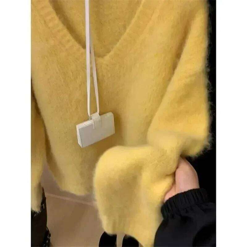 Yellow Soft Wool Cashmere Sweater Women Causal V-Neck Womens Knit Pullover Autumn Winter Loose Woman Knitwear