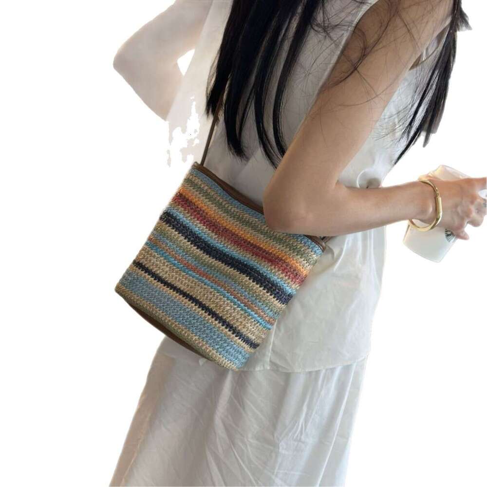 Summer New fanshion Raffia Woven Large Capacity Bucket Handheld Letter sac Tote Shoulder Bag Travel Vacation Luxury designer tote bag