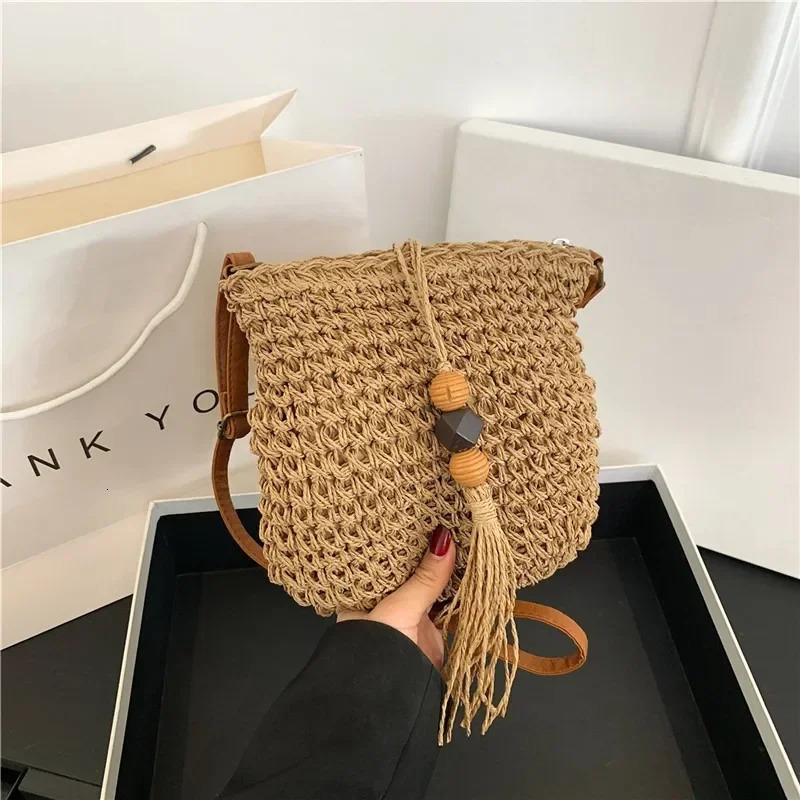 Women Handmade Straw Woven Small Bucket Bag Fashion Crossbody Shoulder Ladies Simple n Handbag Summer Travel Beach Bag 250624