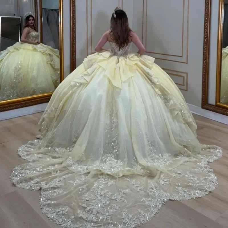 2025 Elegant Light Yellow Ball Gown Quinceanera Dresses Applique Lace Beads Birthday Party Vestidos De 15 Anos Sweet 16 Dress