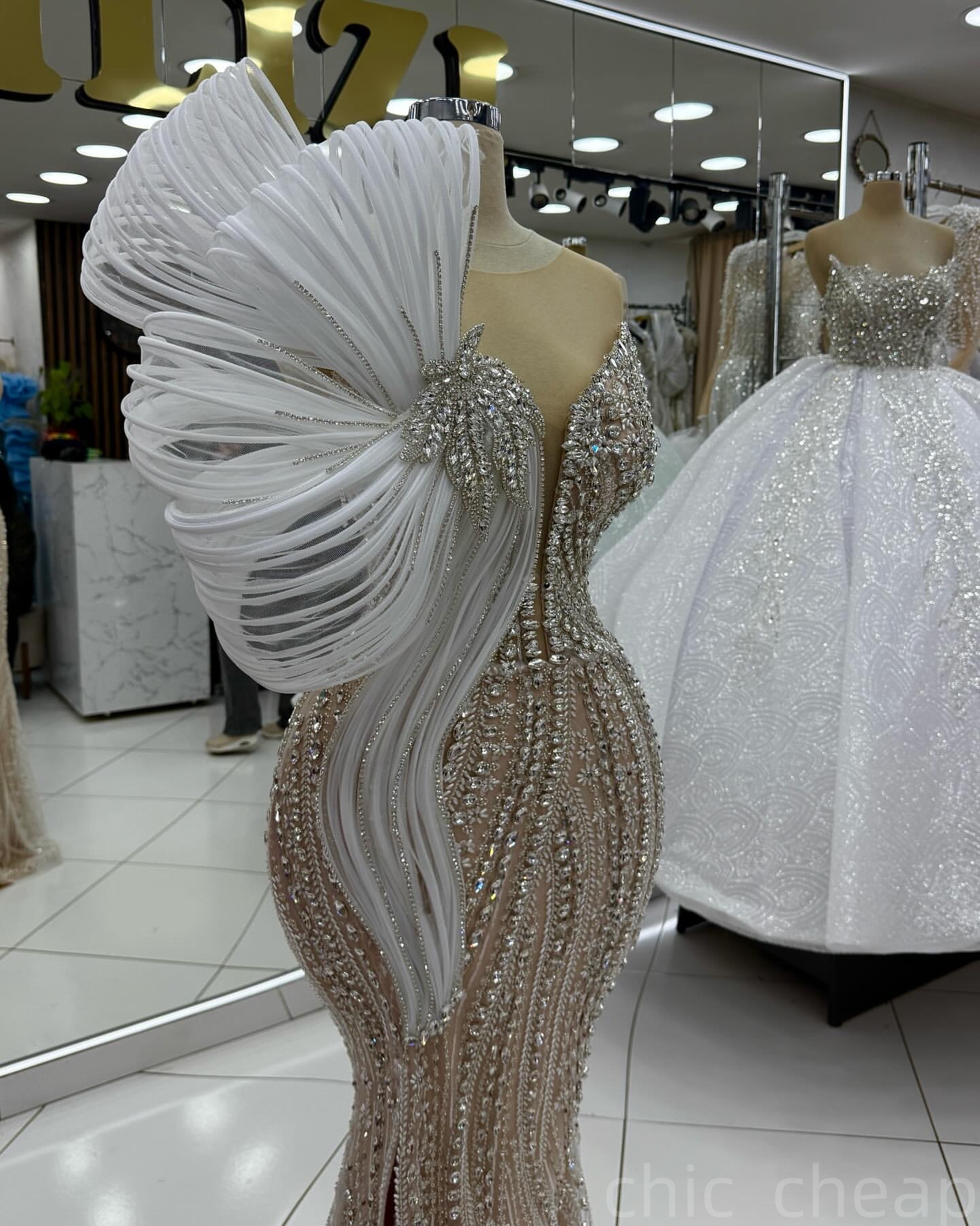 Champagne Mermaid Prom Dresses 2025 Illusion Crystals Sheer Neck Evening Formal Party Second Birthday Engagement Gowns Plus Size Dress For Special Occ