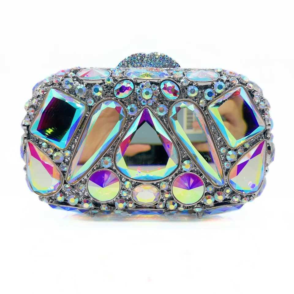 New Womens Diamond Dinner Bag Rhinestone Crystal Banquet Ladies Bag Stone Clutch Evening Bag For Women M250625