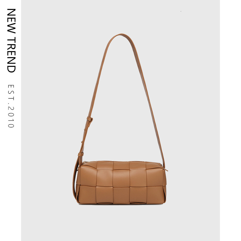 Free Shipping 2025 New Designer Bag Soft Leather Woven Bag New Niche Design High-end Pillow Bag Fashion Casual Versatile Crossbody Bag For Women