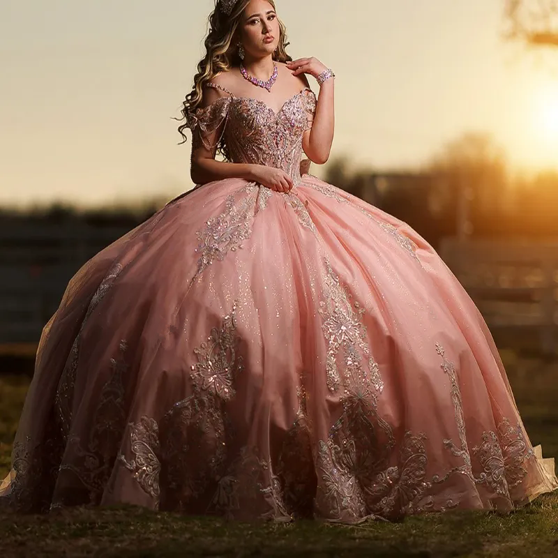 Pink Glitter Quinceanera Dresses Ball Gown Off Shoulder Appliques Lace Bow Beading Crystal Tull Corset Sweet 16 Dress Shiny Vestidos 15 de anos