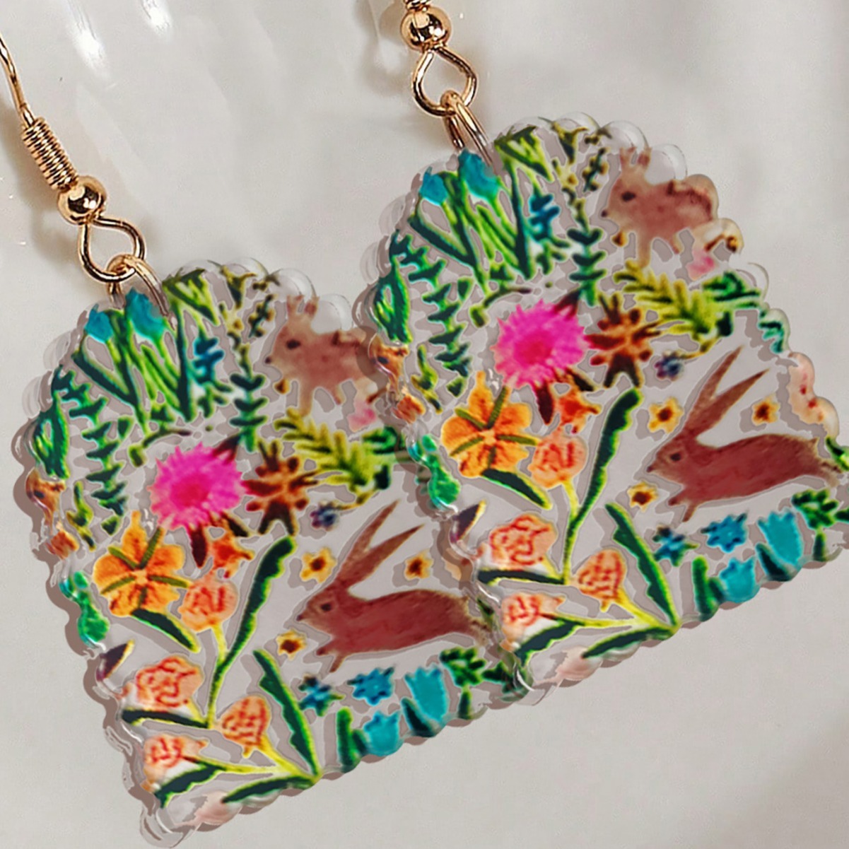 1 Pair of Half Round Earrings with Small Flower, Grass, Rabbit Prints, Transparent Acrylic Material, Elegant, Fashionable, and Exquisite