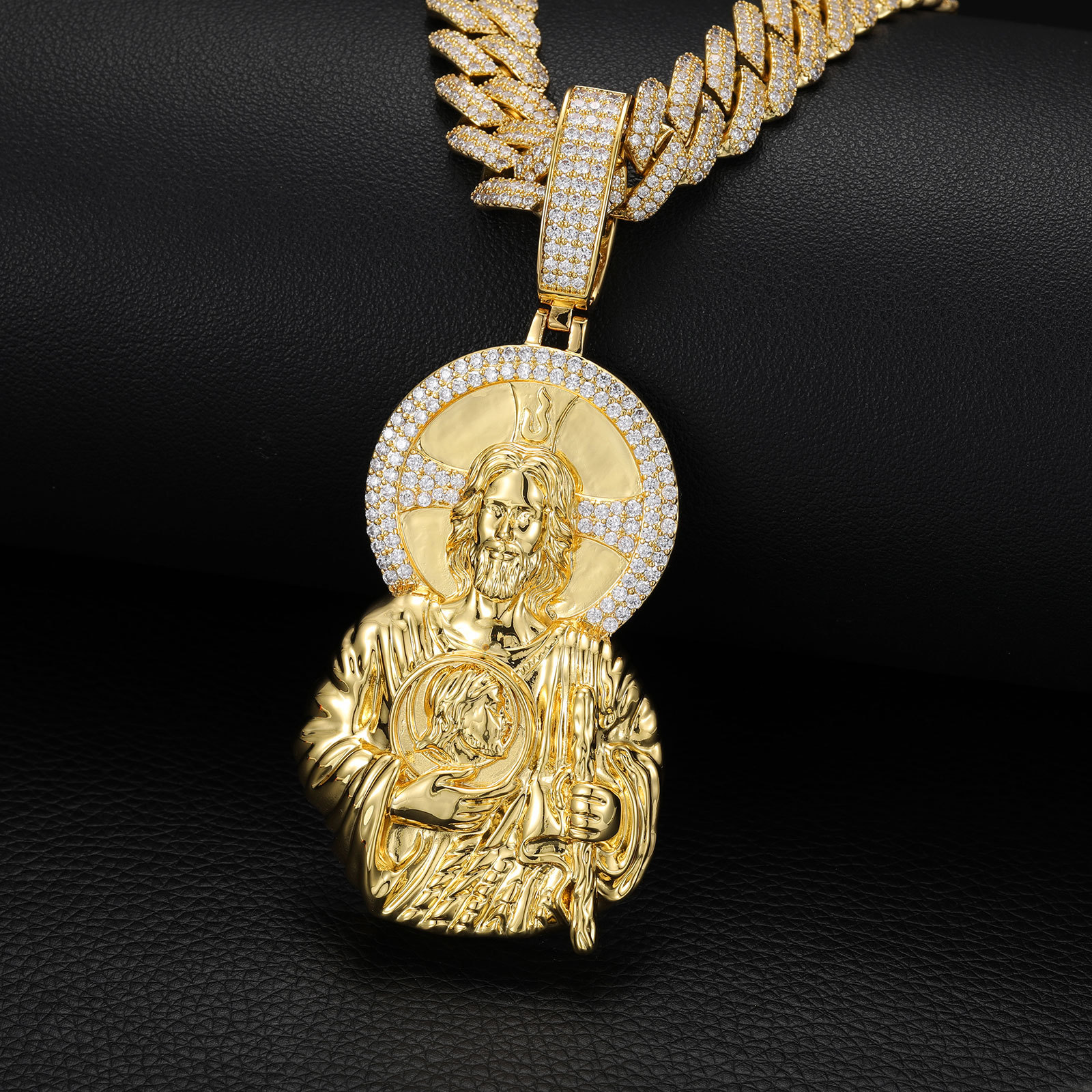 Vintage Portrait Pendant Necklace 5A Zircon 18k Real Gold Plated Hip Hop Jewelry