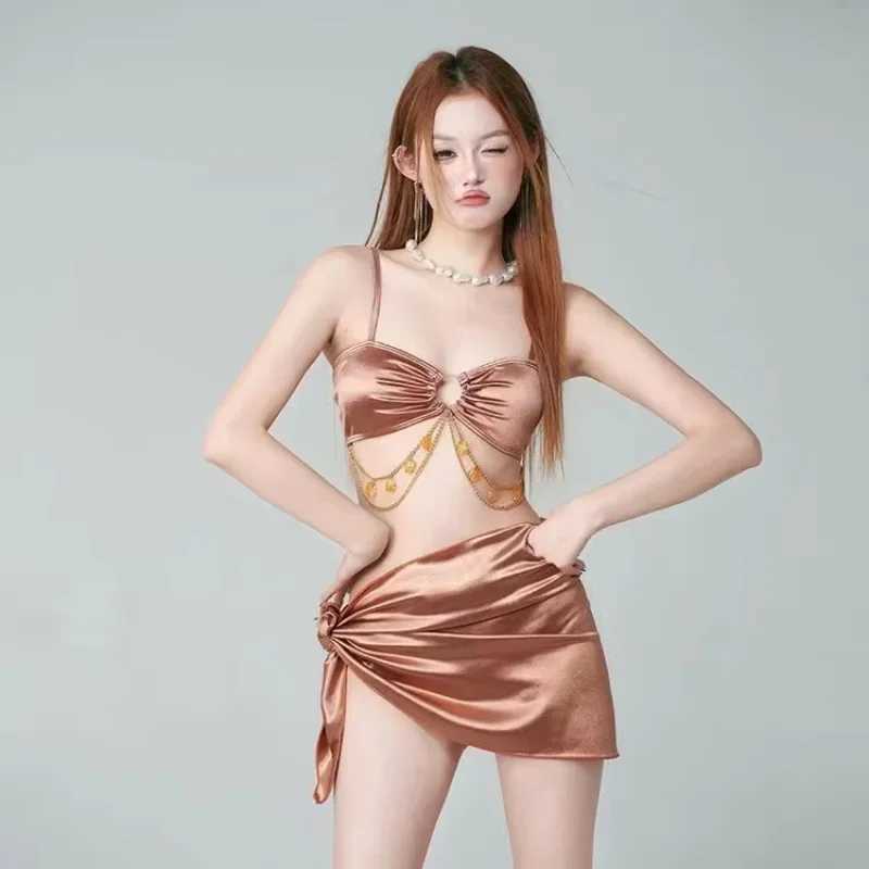 Sexy Bikini Skirt Swimsuit Womens New Champagne Color High-end Feeling Slimming Diamond Chain Three Piece Set XJ250624