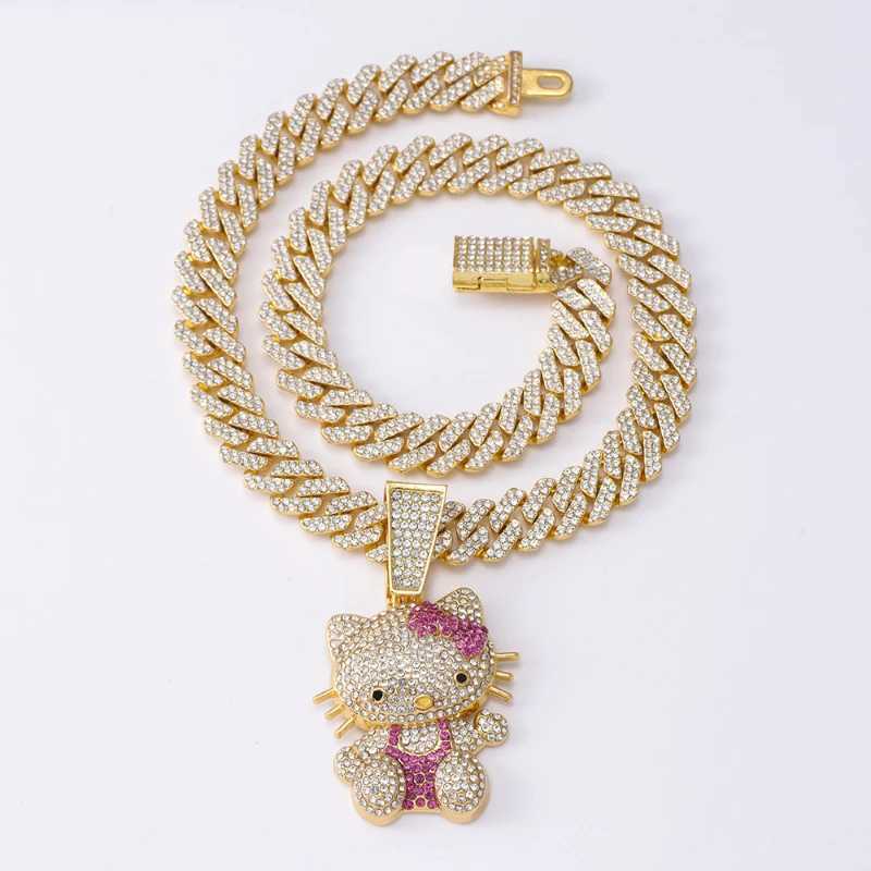 Sanrio Hello Kitty Necklace for Women Cartoon Full Diamond European and American Cute Cat Pendant Cuban Chain Jewelry Halloween w250625