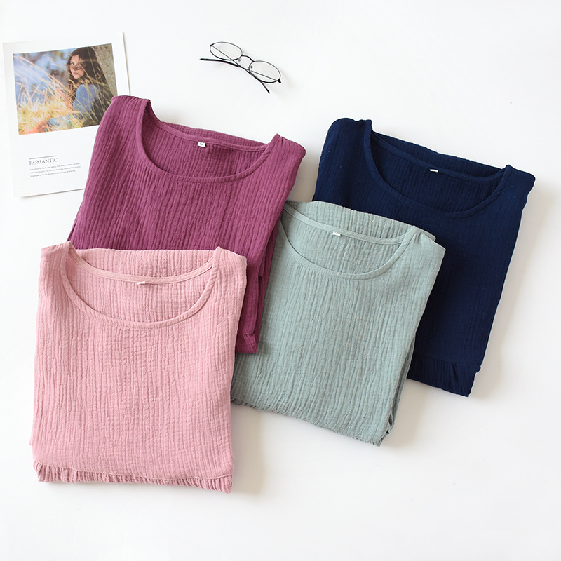 Women's pleated short sleeved nightgown with side slits, breathable double-layer gauze, loose mid length skirt, casual and lazy style, suitable f