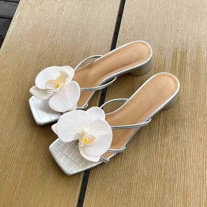 Sexy Open Toe Chunky Heel One-Strap Women Slippers Orchid Flowers Decor Square Toe Sandals Ladies Summer Beach Shoes 250624