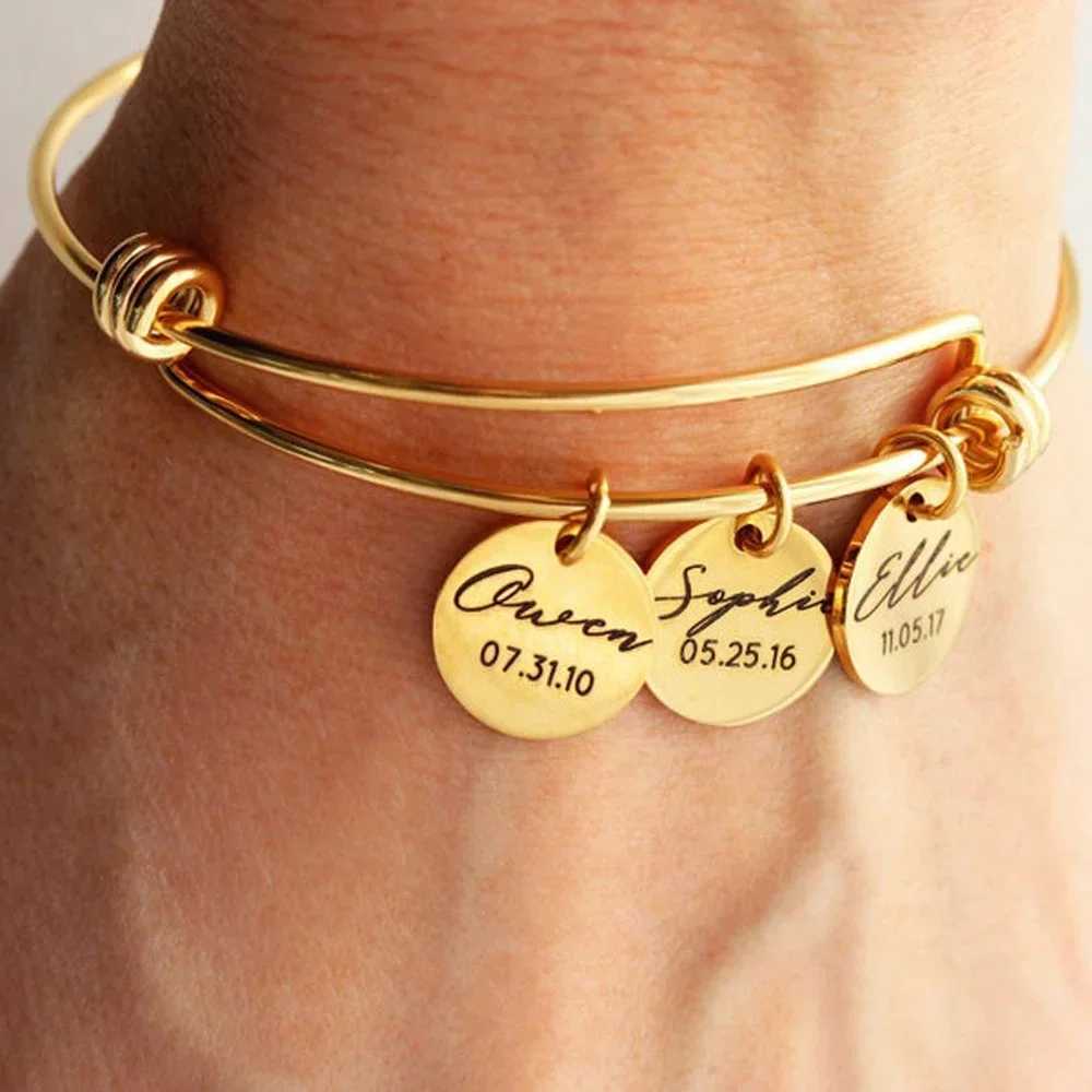 Bangles for Women Personalized Custom Engraving 1-4 Names Round Pendant Stainless Steel Friendship Bracelet Jewelry Psera Mujer X250625