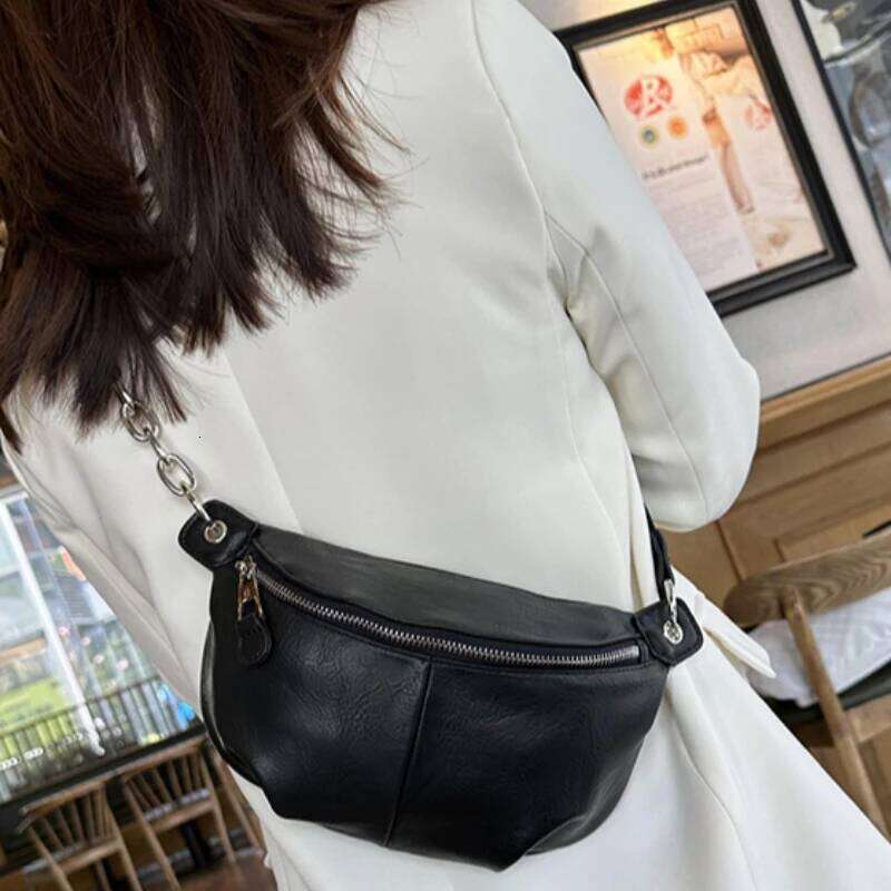 High Quality Black Chest Bag 2025 Hit Genuine Leather Fashion Chain Wide Strap Crossbody New In Casual Trend Female Bags