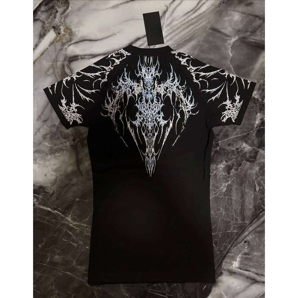 2025 New Breathedivinity Compress Shirt Pink Gothic Pattern Fiess Summer Breathable Quick Dry Men Gym Sportswear Trendy Tee