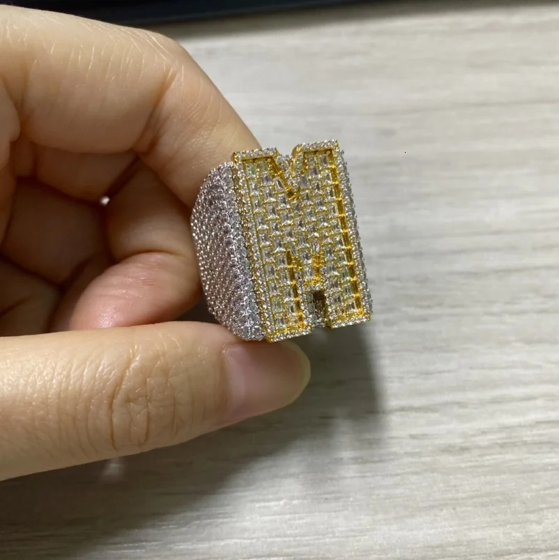 TBTK Custom Mens Ring Personalized Big Baguettecz Letters Numbers Full Iced Out Cubic Zirconia Party Ring Hiphop Rapper Jewelry 250624