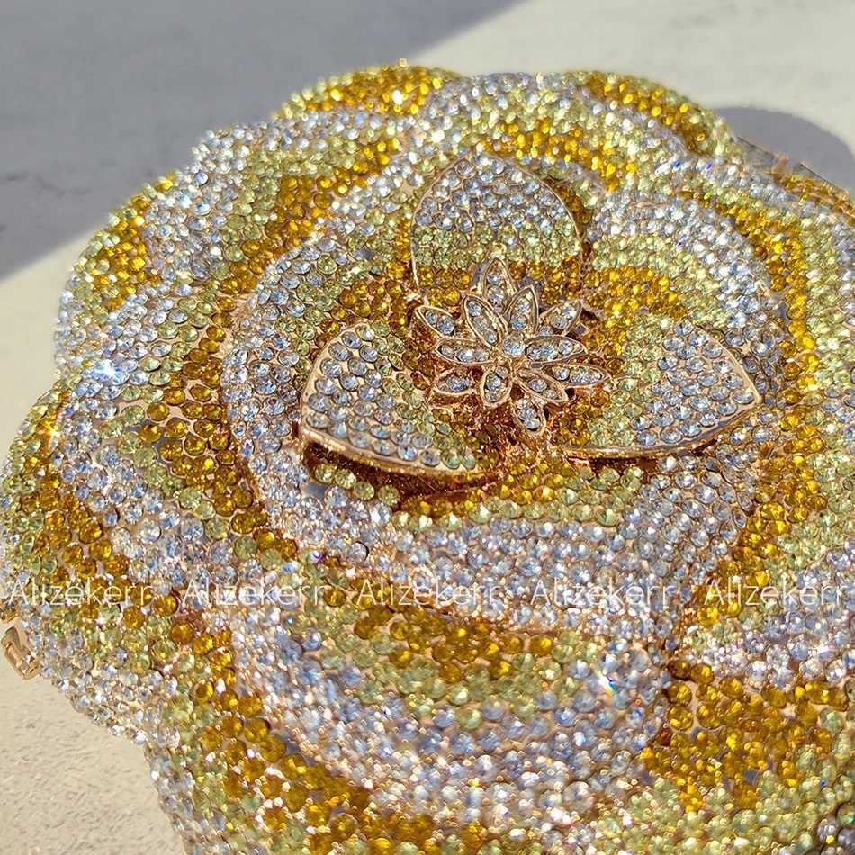 Alizekerr Rose Shaped Crystal Evening Bags Women Gorgeous Boutique Diamond Metal Clutch Purses And Handbags Bridal Wedding Party M250625