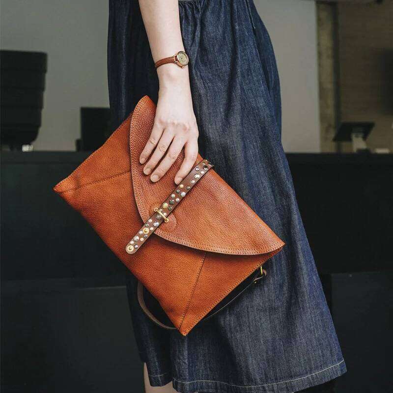 Luxurious Design Bags New Handheld Envelope Handmade Retro Head Layer Cowhide Texture Rivet Small Design Women's One Shoulder Crossbody Bag
