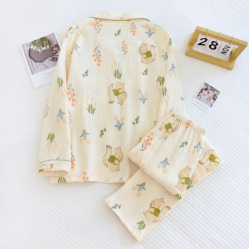 Factory stock women's spring and autumn long sleeved Japanese double-layer crepe fabric soft printed thin long sleeved loose home suit set