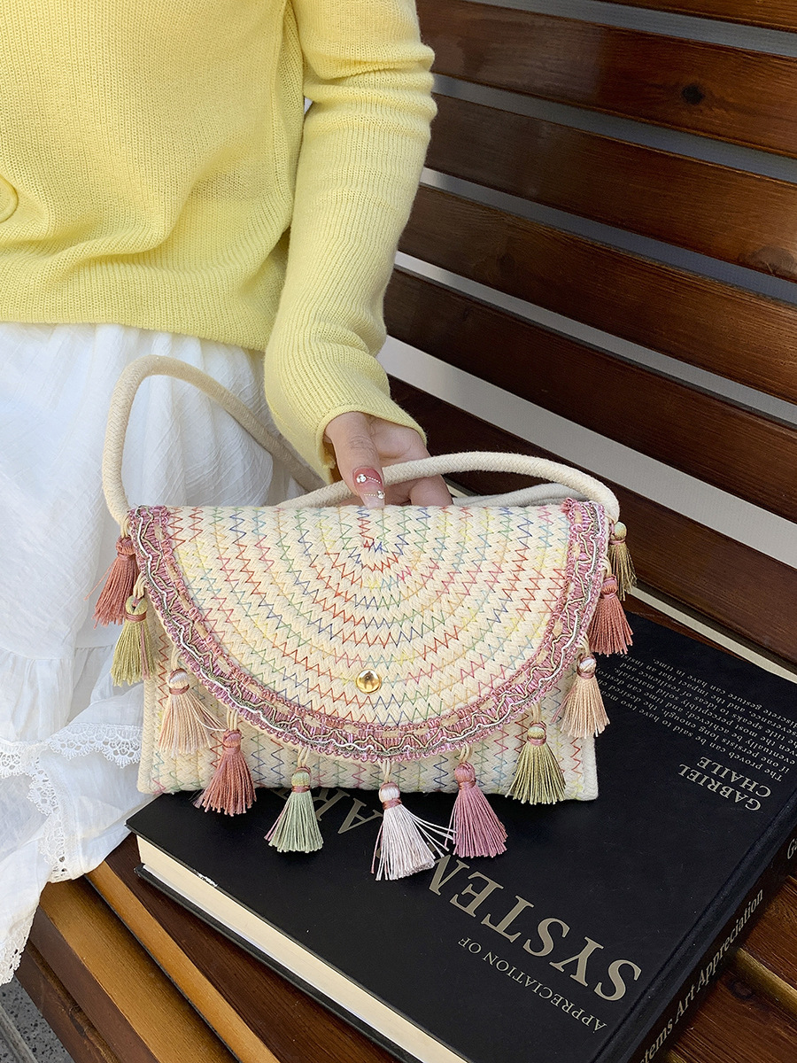 Bohemian tassel bags for women 2025 styles in the summer ethnic style woven bags single - shoulder and cross - body bags for seaside vacations