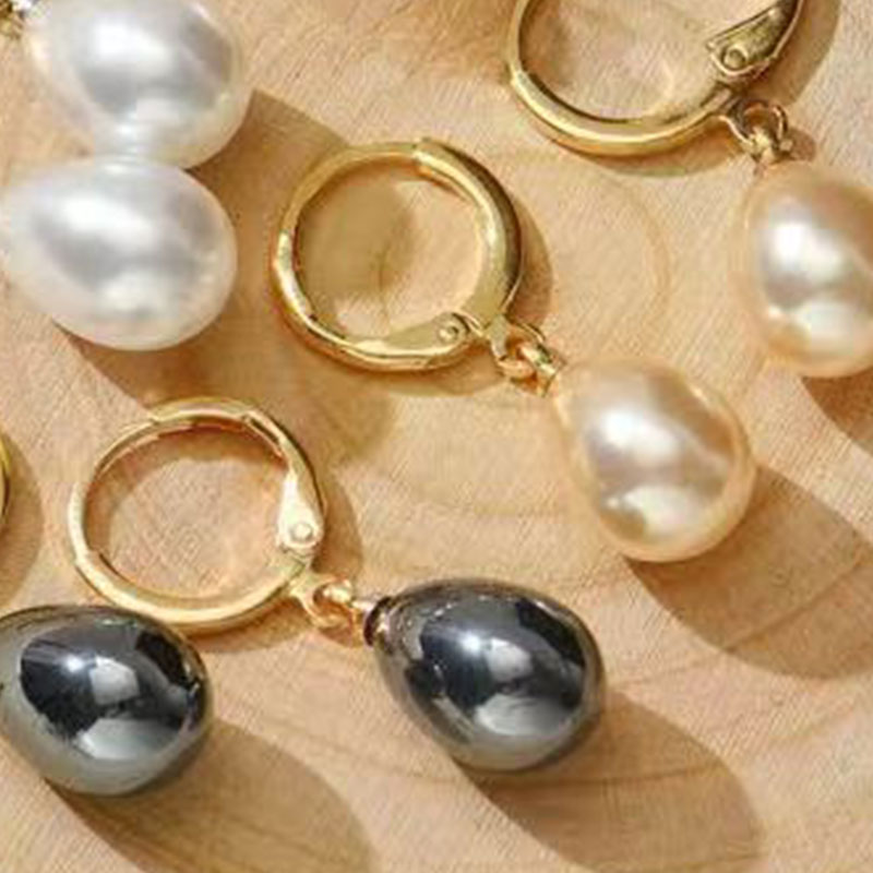 Fashion Niche Design Freshwater Pearl Earrings
