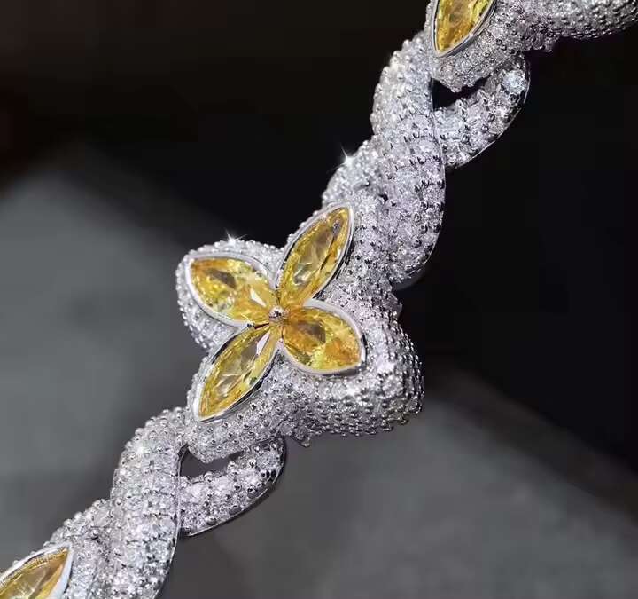 925 Silver Moissanite VVS Lab Diamond Cuban Bracelet Gold Plating for Weddings Gifts Hip Hop Style Iced Jewelry Wholesale Price