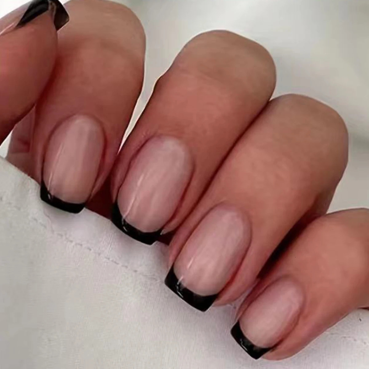 24PcsSet Women Girls Short French Light Blue Pink Dual Color Glossy Surface Full Coverage Wearable Fake Nail Press on Nail Art 250625