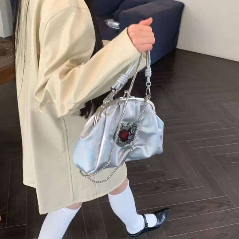 MBTI Vintage Y2k Womens Handbag Sier Gothic Fashion Chains Casual Shoulder Pu Leather Pleated Original Female Shell Bag