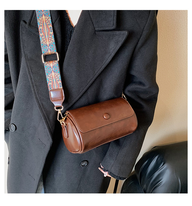 2025 New Spring Fashionable All-match Wide-strap Shoulder and Crossbody Bag Cylindrical Bag Retro Small Bag Niche and Stylish Women's Bag