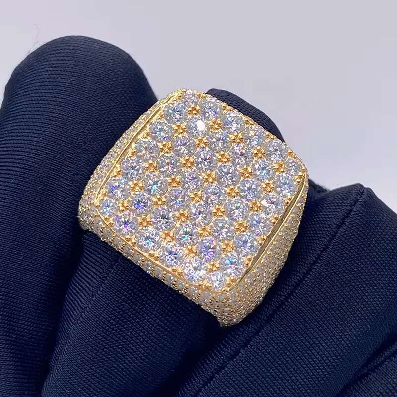 Hip Hop Ring Shining Bling 925 Sterling Silver 14K 18K Gold Plated Iced Out Jewelry VVS Moissanite Diamond Pinky Square Rings