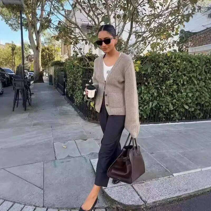 long sleeve V-neck single breasted women high fashion autumn winter new cardigan female