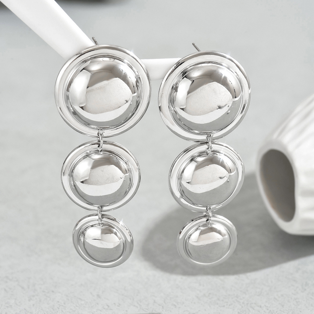 Fashion American Style For Women Unique Circle Double Layer Design Stud Earrings With Elegant And High End Feel