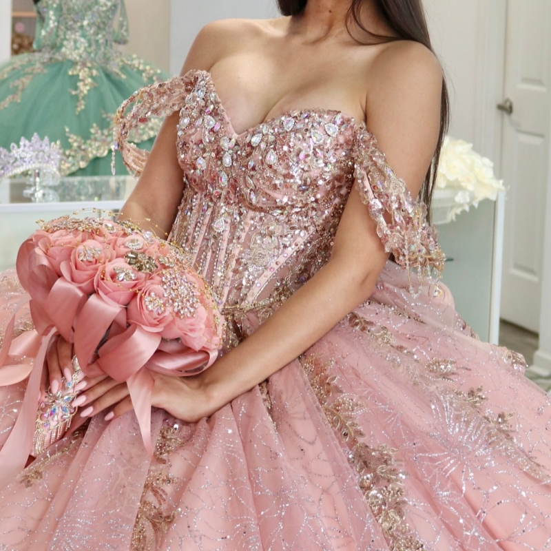 Pink Shiny Quinceanera Dresses Ball Gown Off The Shoulder Sequin Applique Lace Beading Crystal Bow Tull Corset Sweet 16 Dress Vestidos 15 Anos