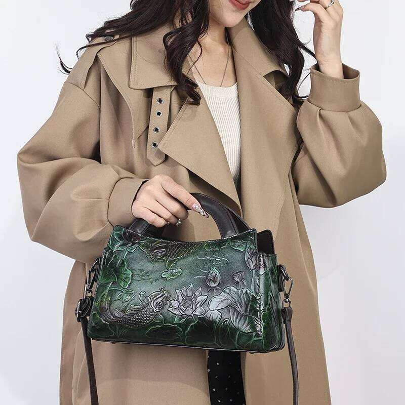 Designer Women One Shoulder Retro Goldfish Diagonal Cross Bag High-Quality Office Handbag New Crossbody Purse